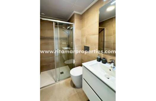 Neubau - Villa - Dolores - polideportivo