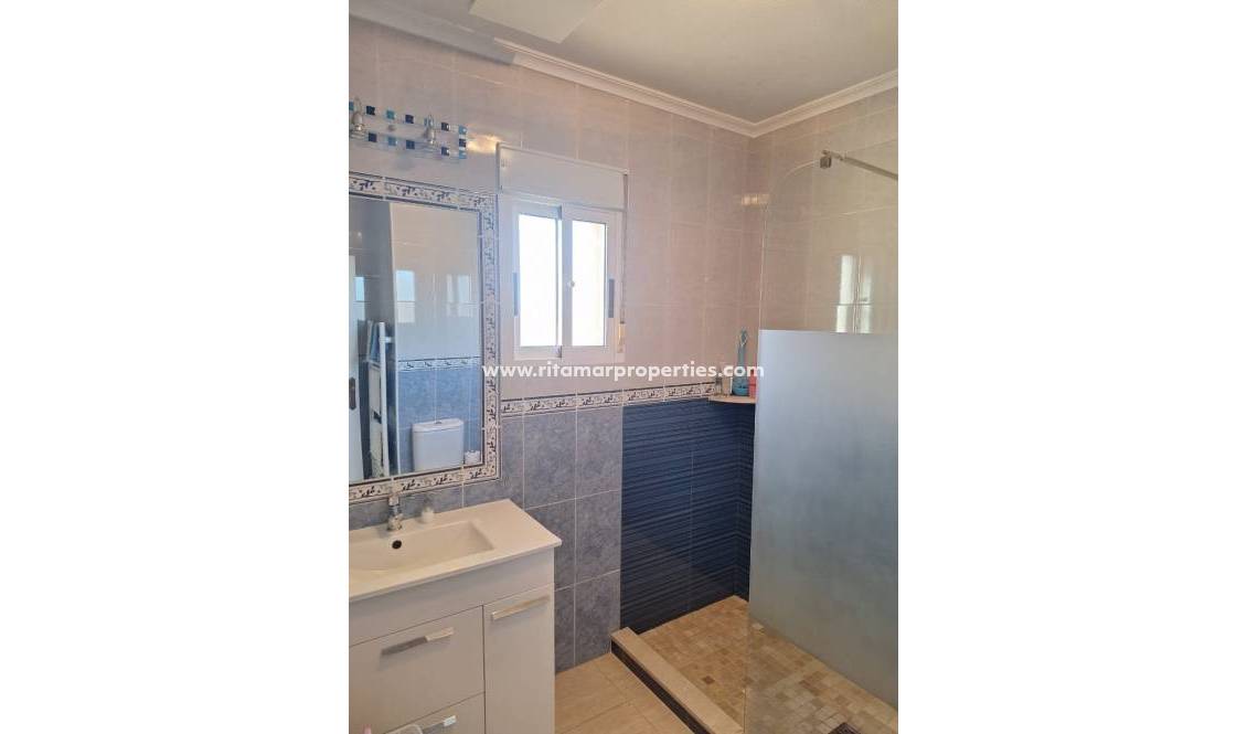 Sale - Villa - Guardamar del Segura - El Raso