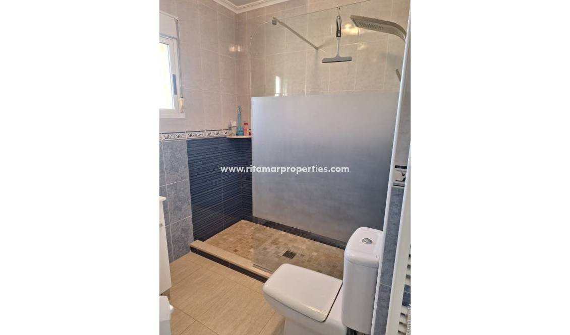 Sale - Villa - Guardamar del Segura - El Raso