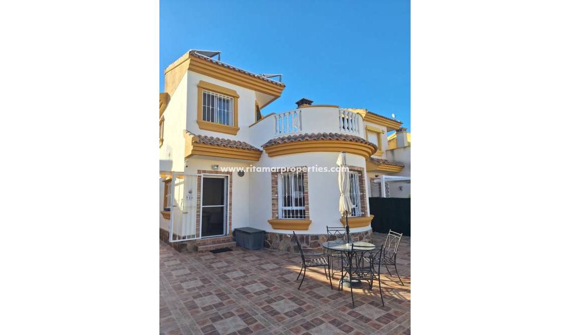 Sale - Villa - Guardamar del Segura - El Raso