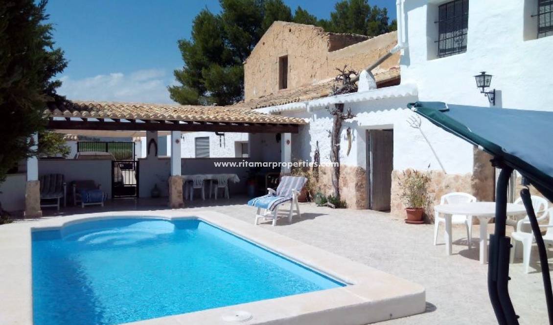 Weiterverkauf - Villa - Pinoso