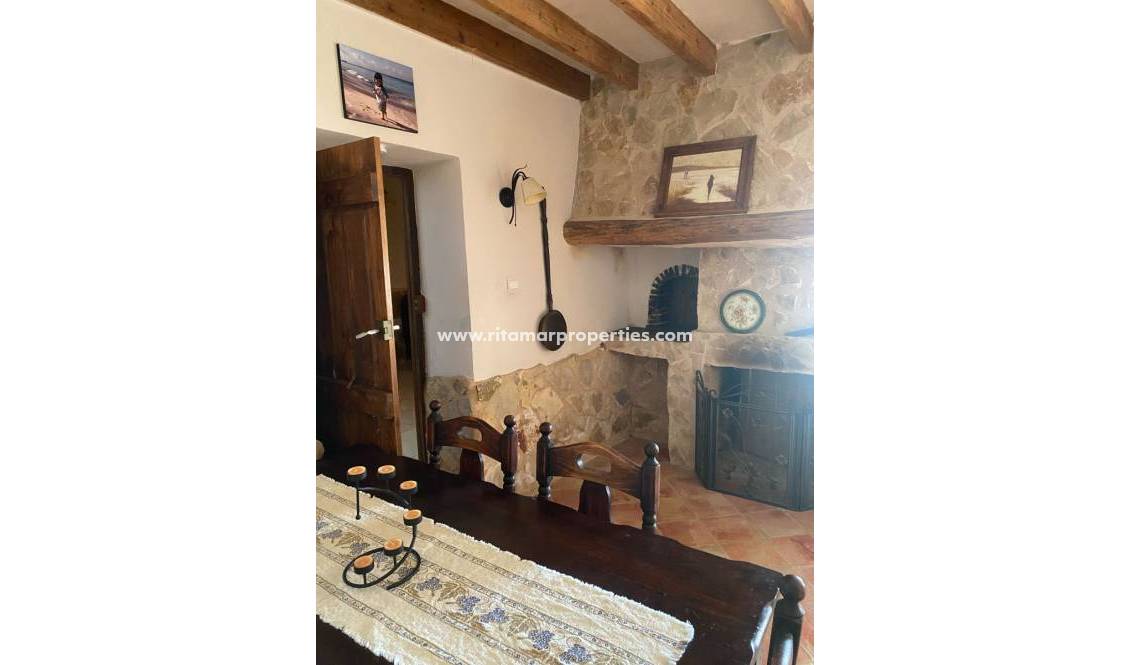 Weiterverkauf - Villa - Pinoso