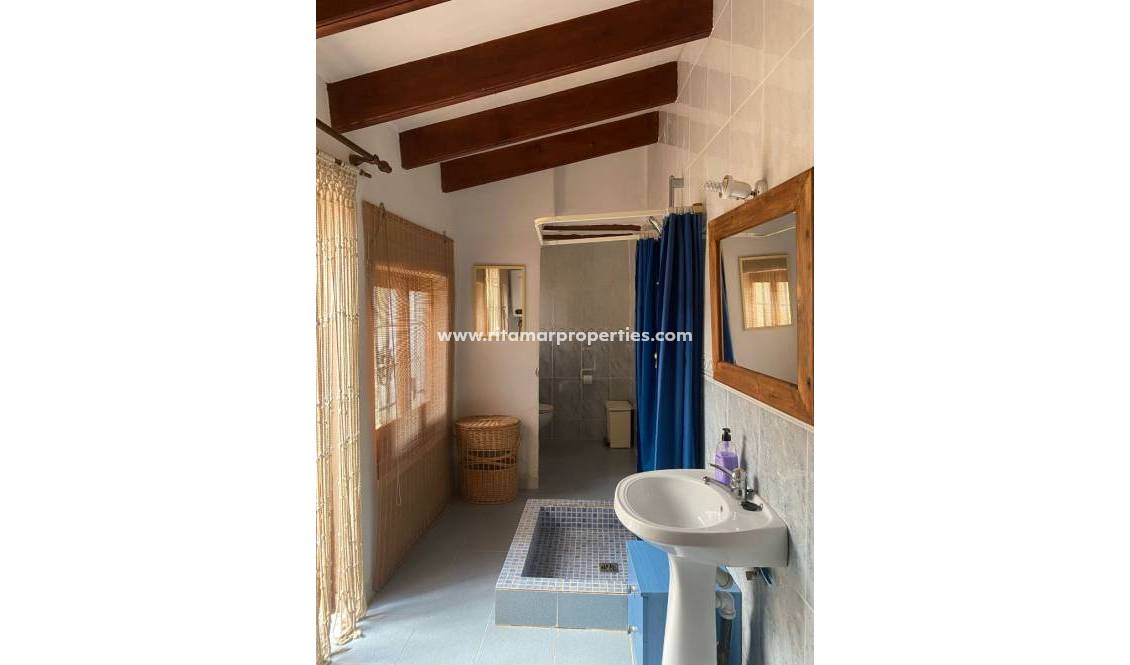 Weiterverkauf - Villa - Pinoso