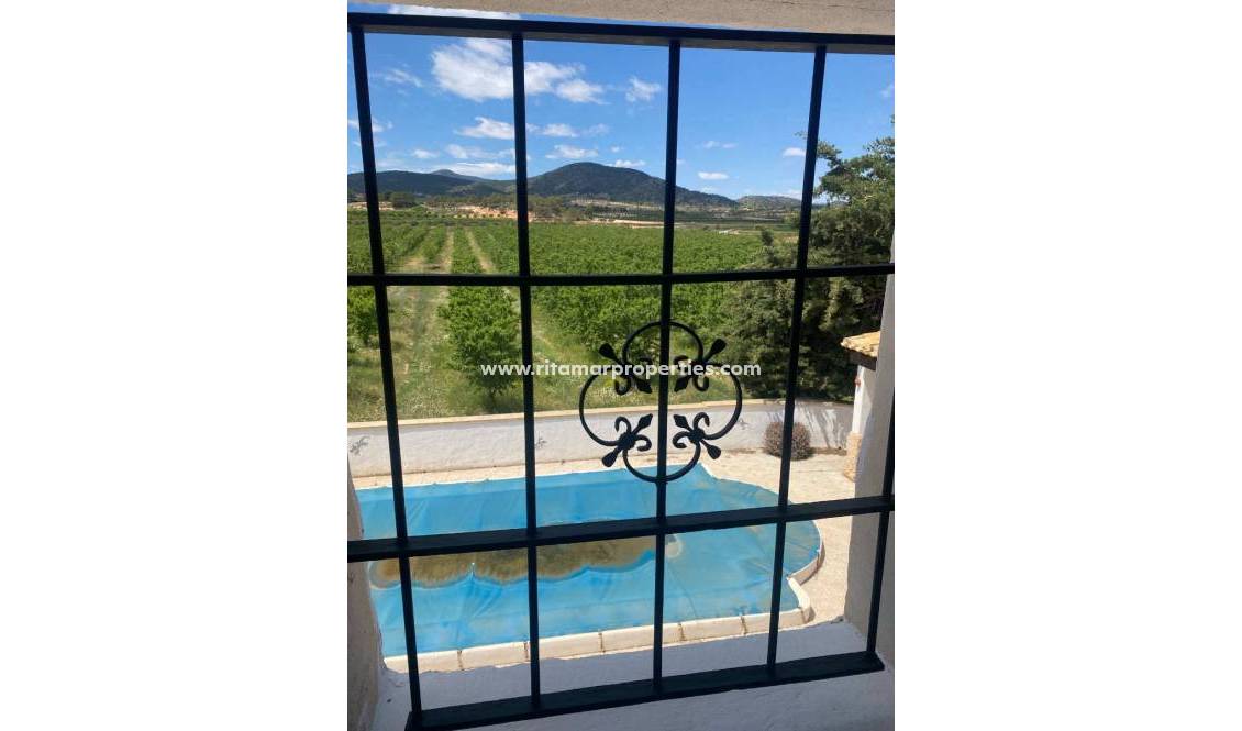 Weiterverkauf - Villa - Pinoso