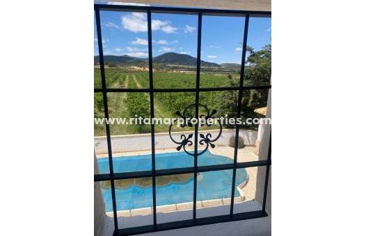 Weiterverkauf - Villa - Pinoso