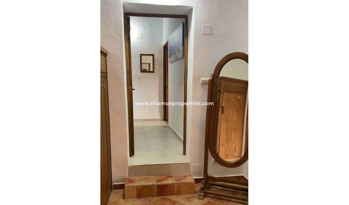 Weiterverkauf - Villa - Pinoso