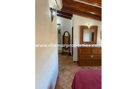 Weiterverkauf - Villa - Pinoso