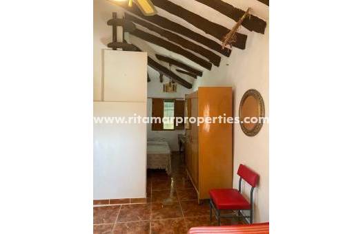 Weiterverkauf - Villa - Pinoso