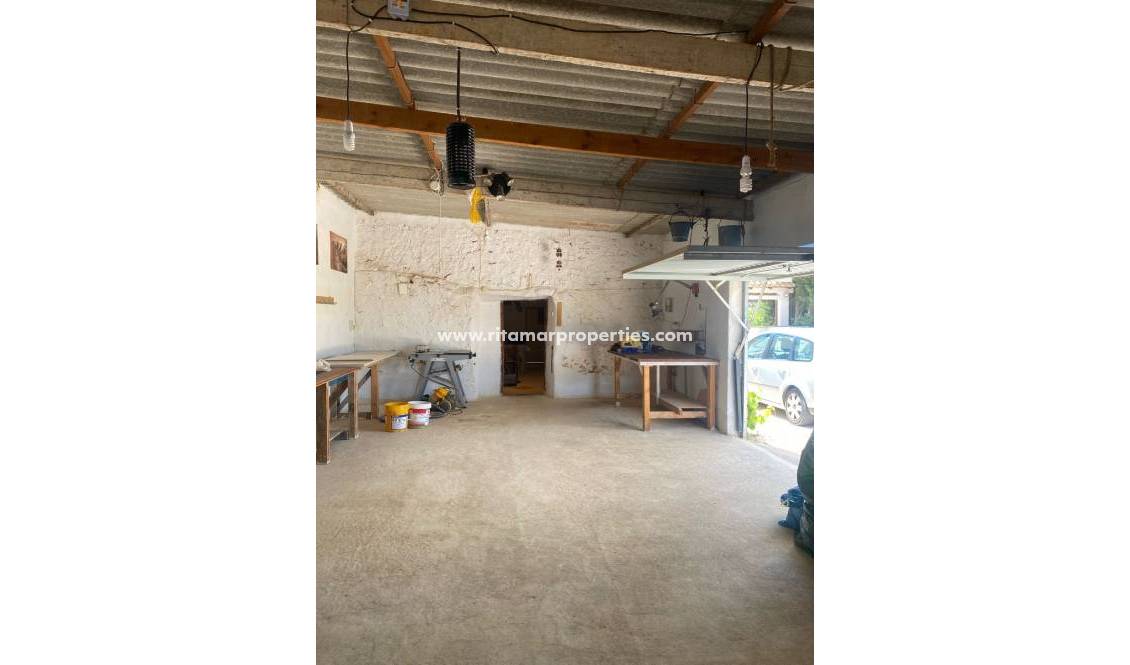 Weiterverkauf - Villa - Pinoso