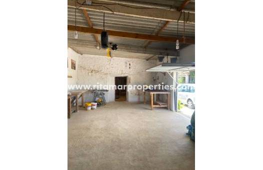 Weiterverkauf - Villa - Pinoso