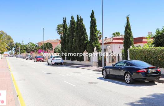  - Villa - San Fulgencio - La Escuera