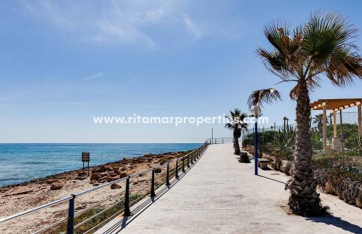  - Villa - Orihuela Costa - La Zenia