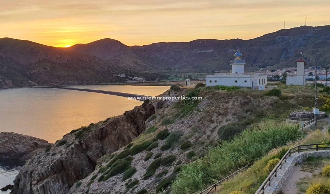  - Town House - La Union - centro