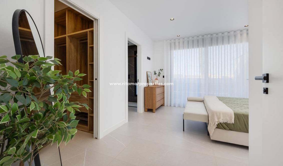 Obra Nueva - Villa - Torrevieja - Sector 25