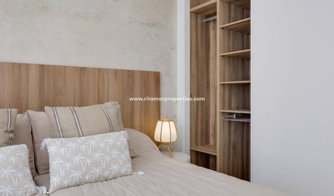 Obra Nueva - Villa - Torrevieja - Sector 25