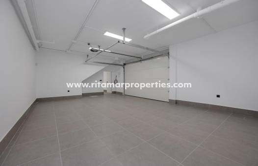 Obra Nueva - Villa - Torrevieja - Sector 25