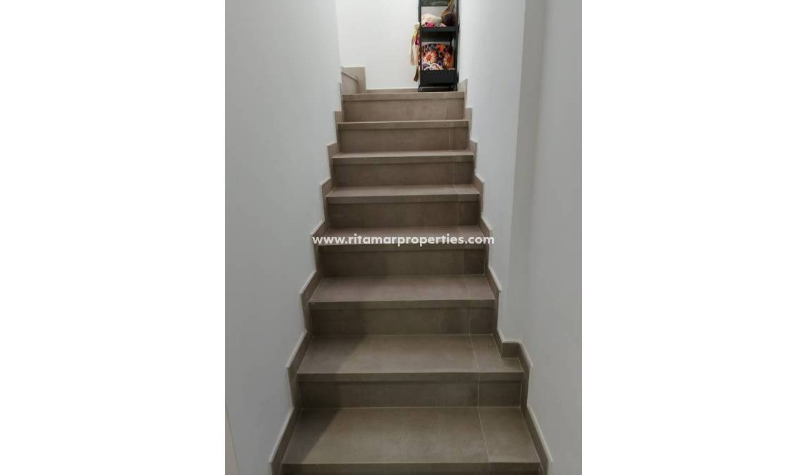 Weiterverkauf - Semi-Detached Villa - Dolores