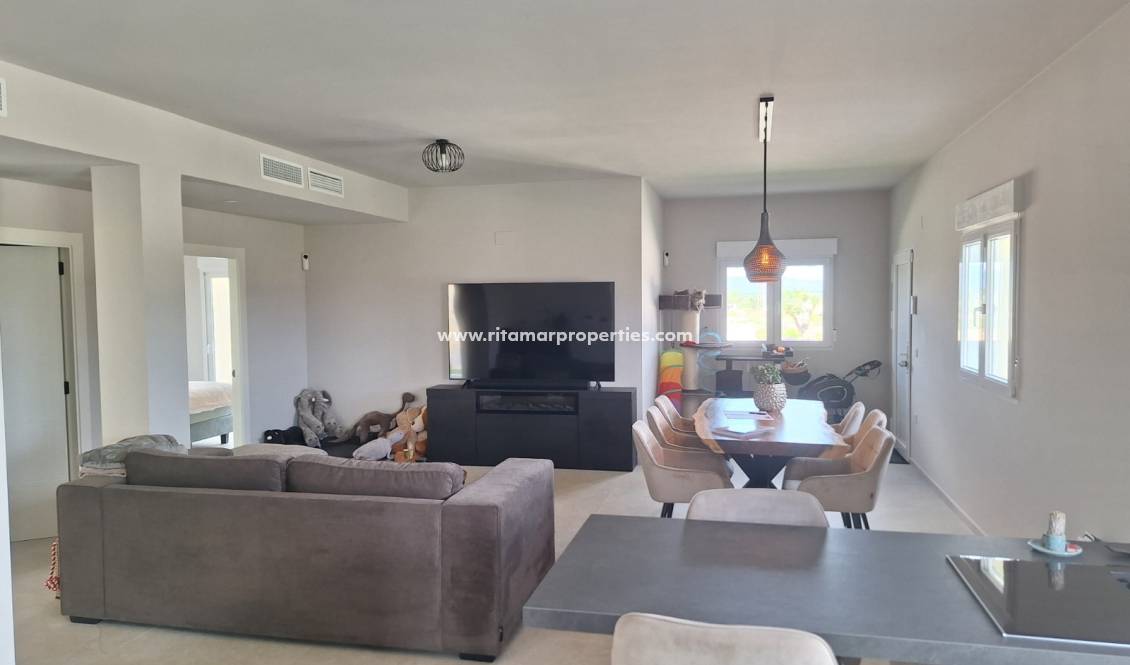 Sale - Villa - Pinoso
