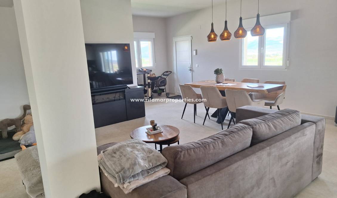 Sale - Villa - Pinoso