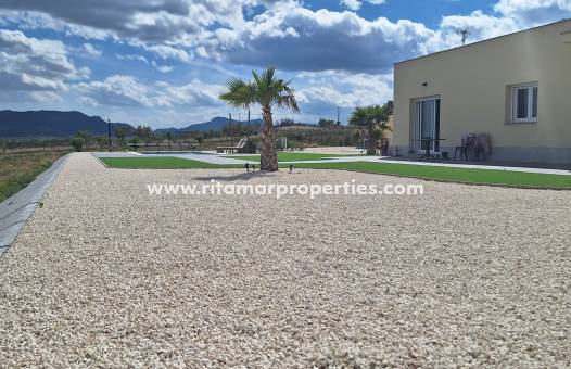 Sale - Villa - Pinoso