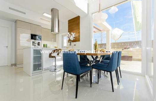  - Villa - Los Montesinos - La Herrada