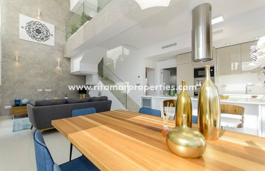  - Villa - Los Montesinos - La Herrada