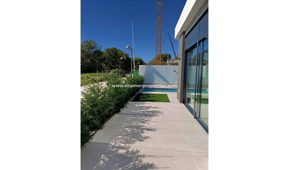 Neubau - Villa - Pilar de la Horadada - Roda Golf