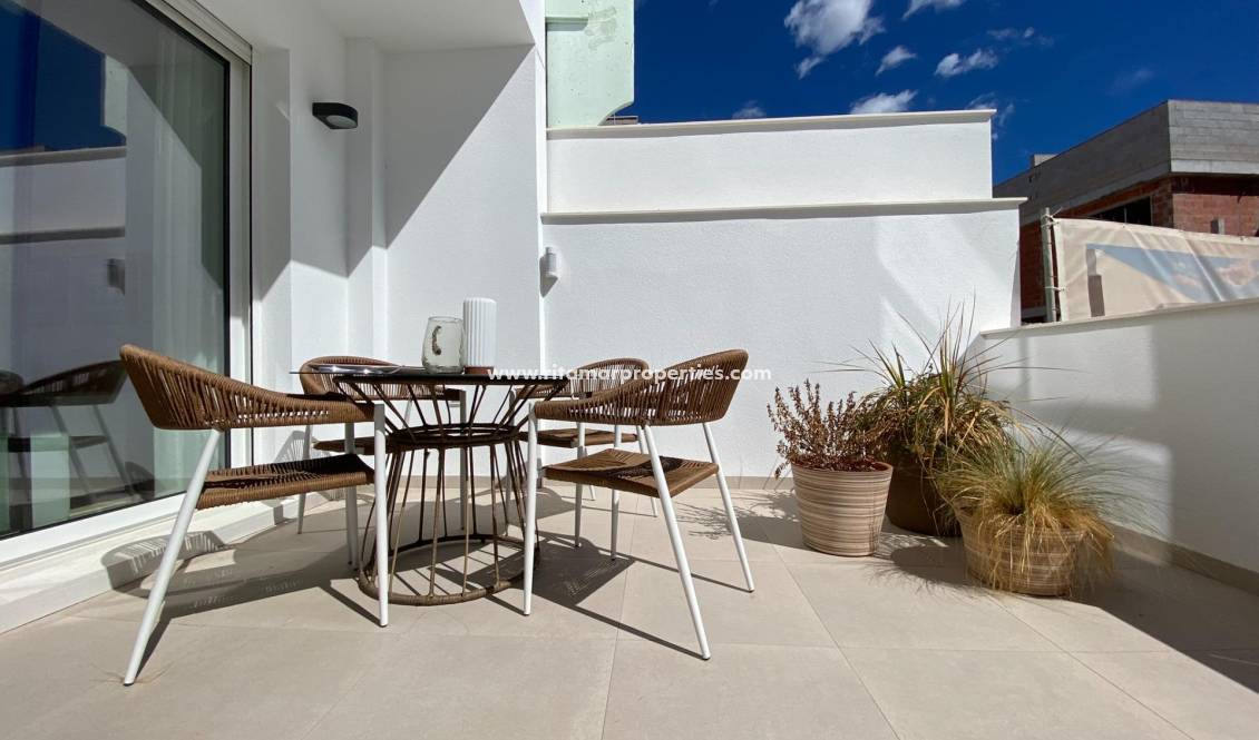 Neubau - Bungalow - Pilar de la Horadada - pueblo