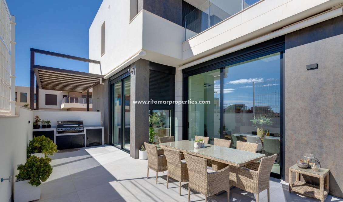 Obra Nueva - Villa - Pilar de la Horadada - Roda Golf