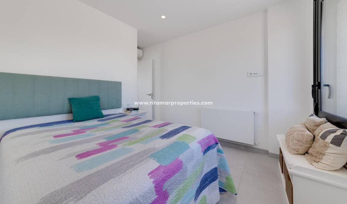 Obra Nueva - Villa - Pilar de la Horadada - Roda Golf