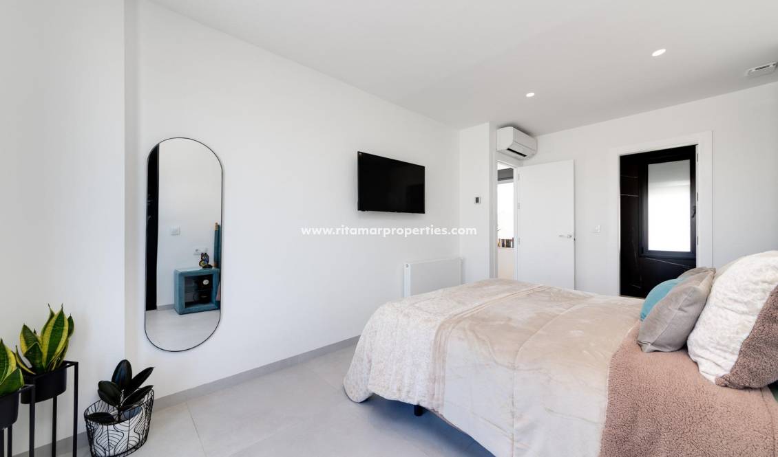 Obra Nueva - Villa - Pilar de la Horadada - Roda Golf