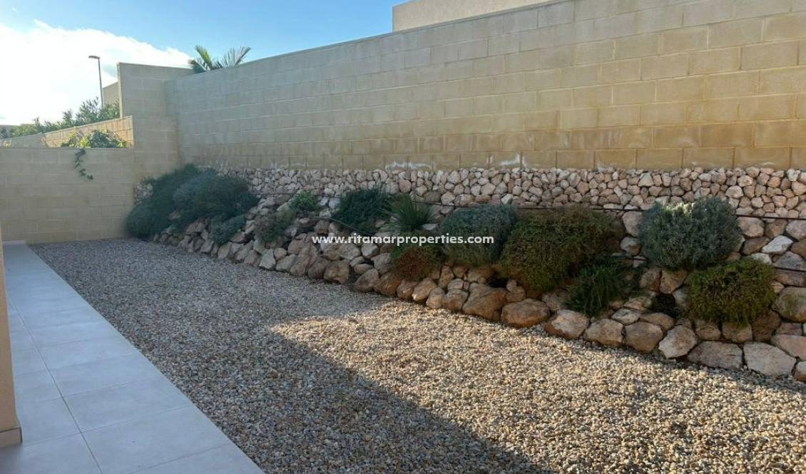 Weiterverkauf - Villa - Baños y Mendigo - Altaona Golf