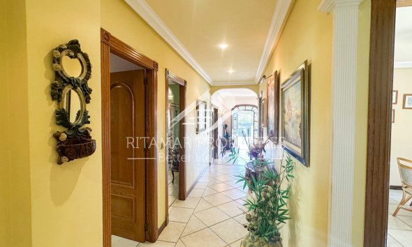 Resale - Villa - La Mata