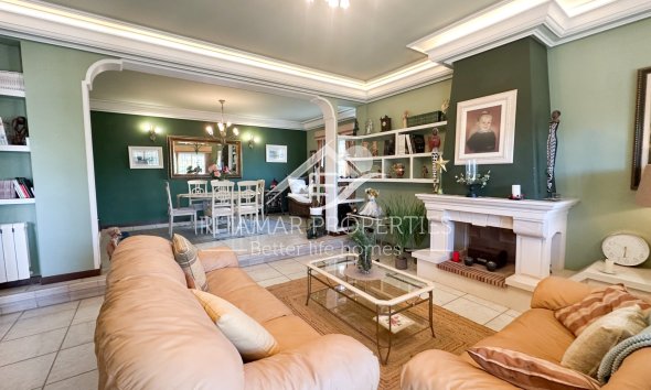 Resale - Villa - La Mata