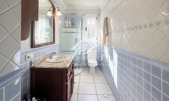 Resale - Villa - La Mata