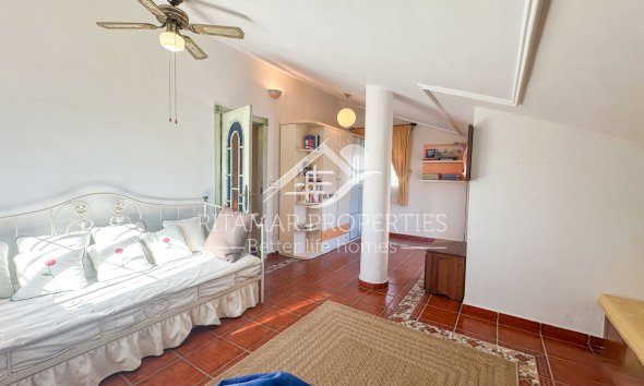 Resale - Villa - La Mata