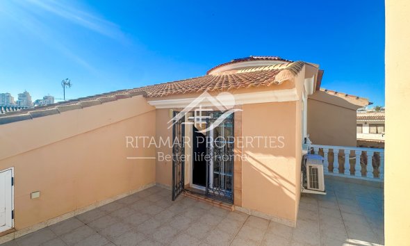 Resale - Villa - La Mata