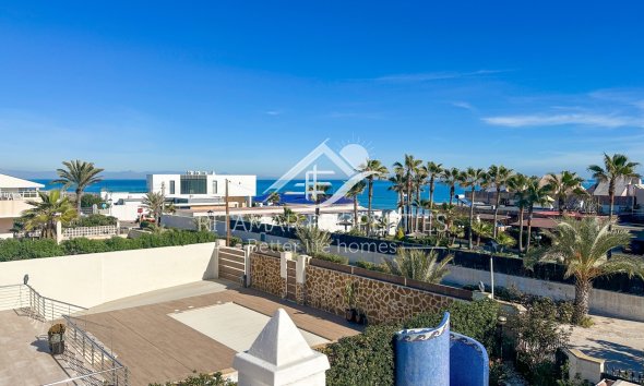 Resale - Villa - La Mata