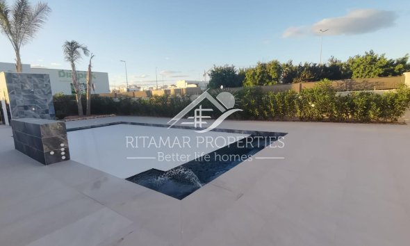 Neubau - Villa - Los Montesinos - La Herrada