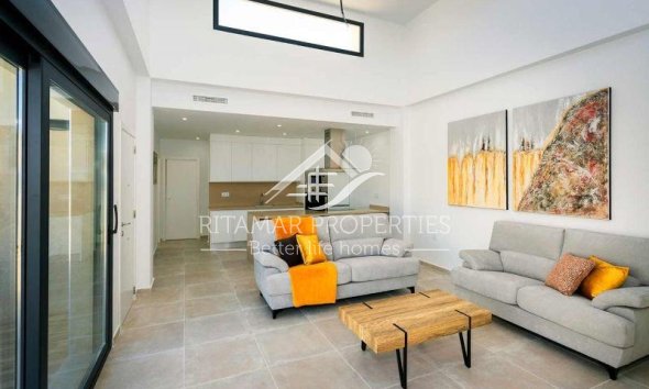 Neubau - Quad House - Daya Nueva - Centro