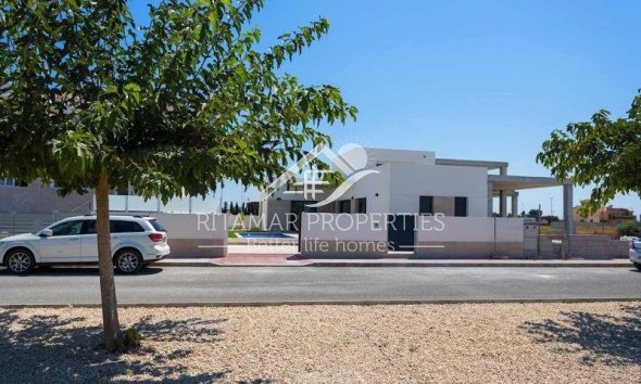Neubau - Quad House - Daya Nueva - Centro