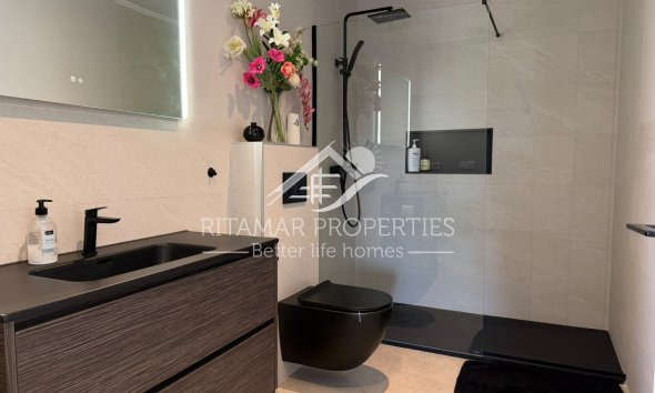 Resale - Villa - Pinoso