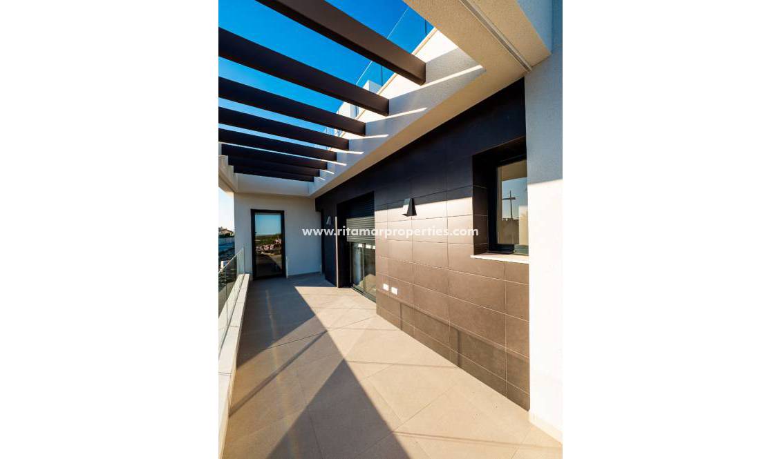 Obra Nueva - Villa - Algorfa