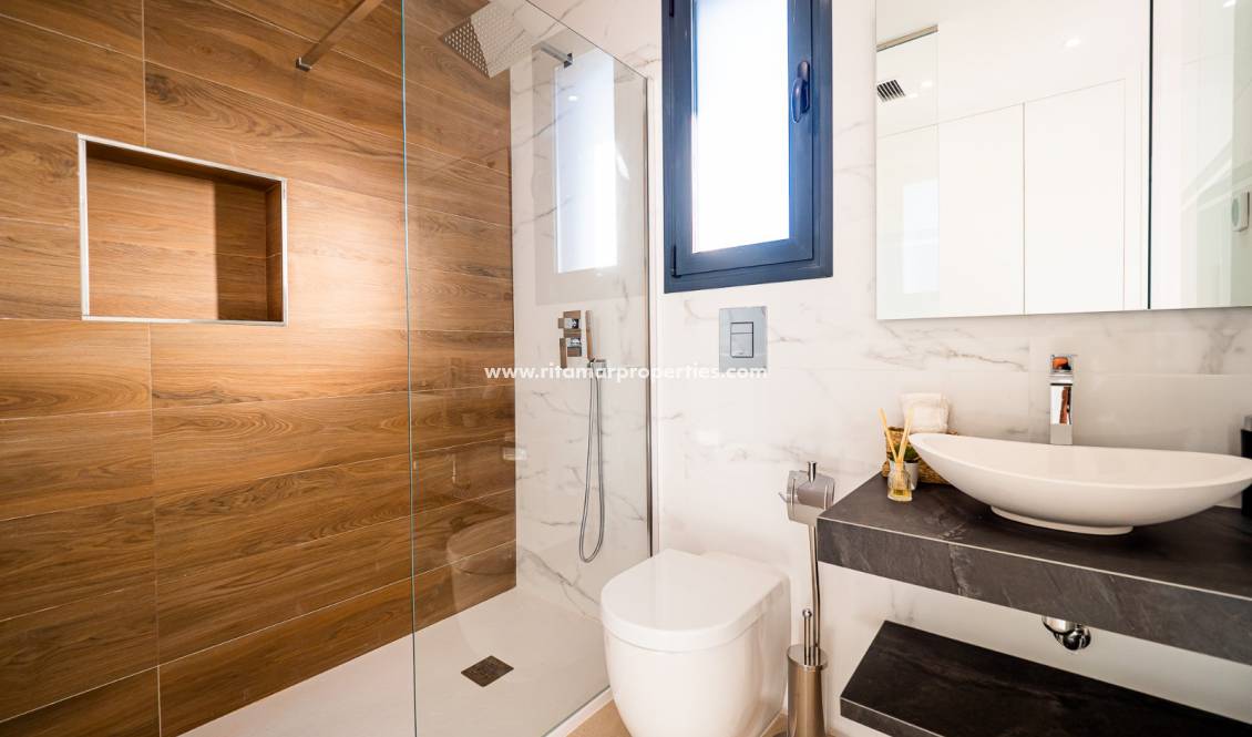 Obra Nueva - Villa - Algorfa