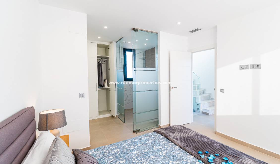 Obra Nueva - Villa - Algorfa