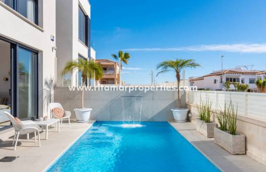 Nieuwbouw - Villa - Torrevieja - Punta Prima
