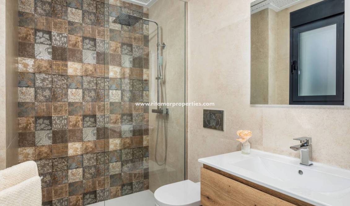 Nieuwbouw - Villa - Torrevieja - Punta Prima